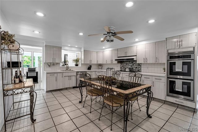 4261 Lake Shore Road, Hamburg, NY 14075