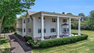 4261 Lake Shore Road, Hamburg, NY 14075