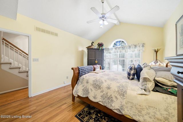 3521 Westwood Farms Dr, Louisville, KY 40220