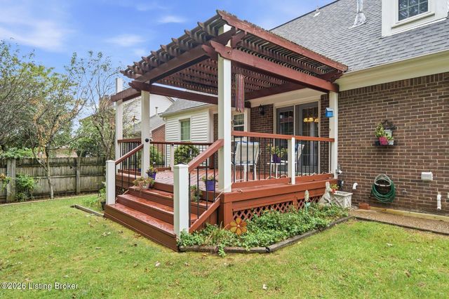 3521 Westwood Farms Dr, Louisville, KY 40220