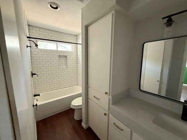 7807 Secretariat Lane, Houston, TX 77071