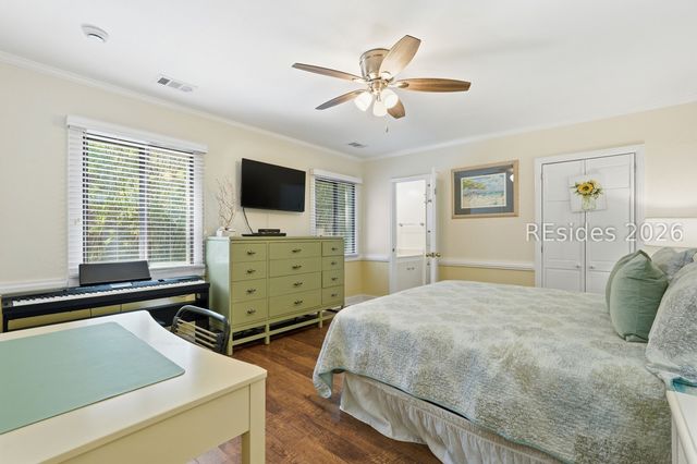 16 Dove St, Hilton Head Island, SC 29928