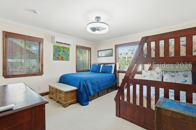 16 Dove St, Hilton Head Island, SC 29928