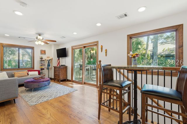 16 Dove St, Hilton Head Island, SC 29928