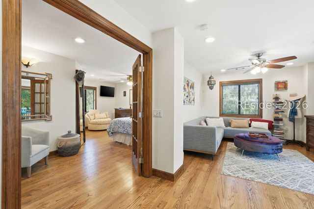 16 Dove St, Hilton Head Island, SC 29928