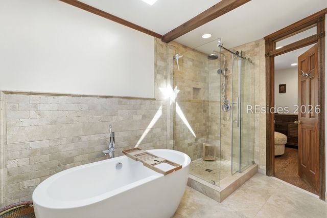 16 Dove St, Hilton Head Island, SC 29928