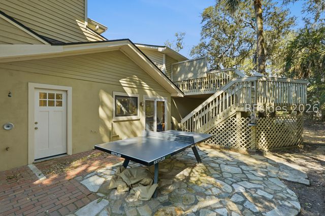 16 Dove St, Hilton Head Island, SC 29928