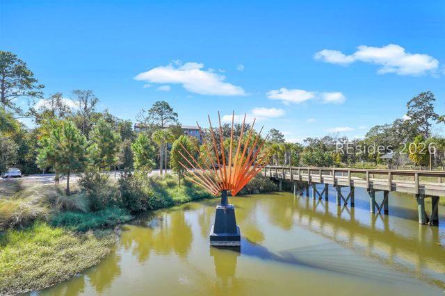 16 Dove St, Hilton Head Island, SC 29928