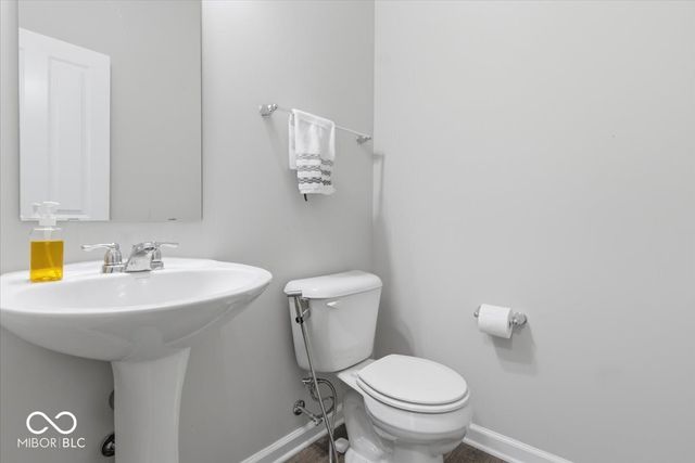 1276 Sanderling Drive, Greenwood, IN 46143