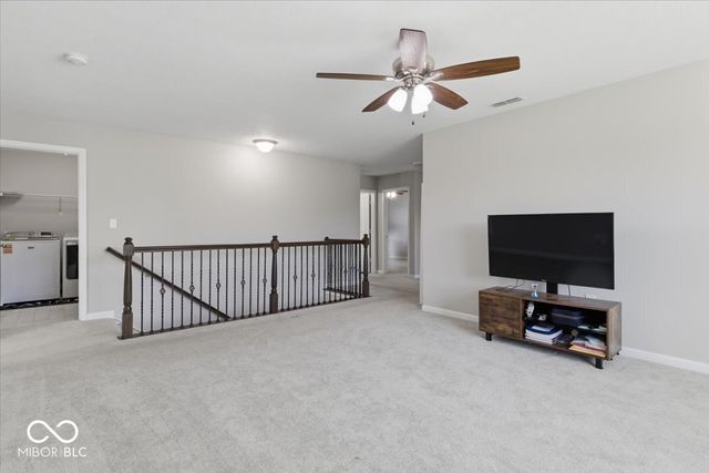 1276 Sanderling Drive, Greenwood, IN 46143