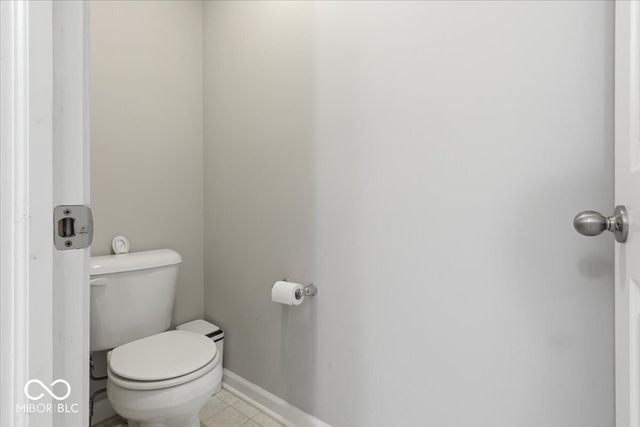 1276 Sanderling Drive, Greenwood, IN 46143