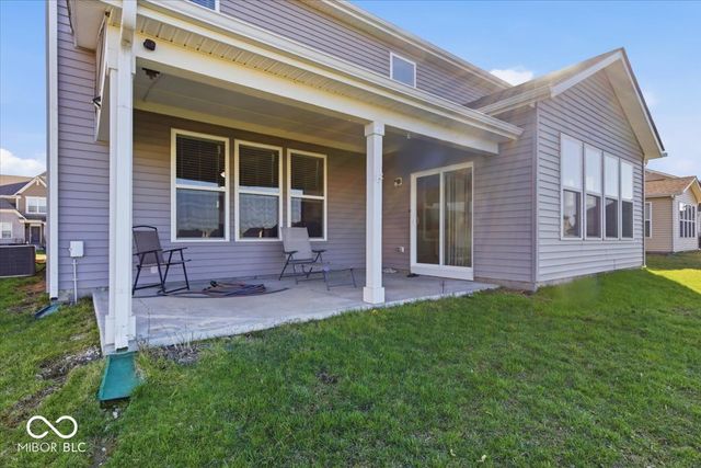 1276 Sanderling Drive, Greenwood, IN 46143