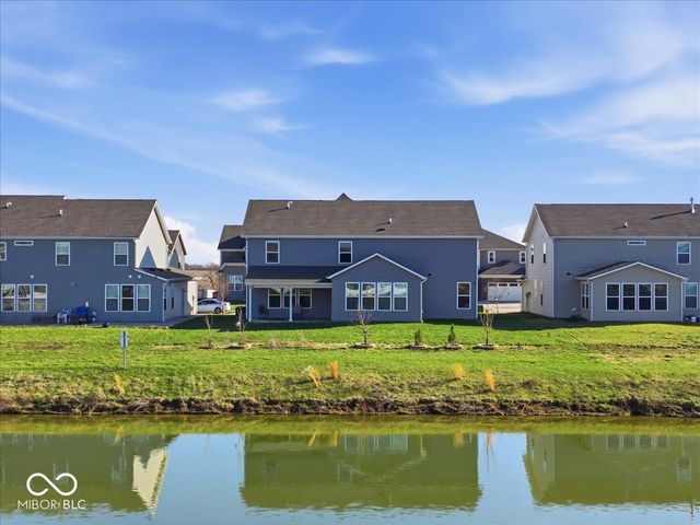 1276 Sanderling Drive, Greenwood, IN 46143