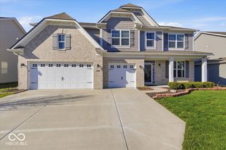 1276 Sanderling Drive, Greenwood, IN 46143