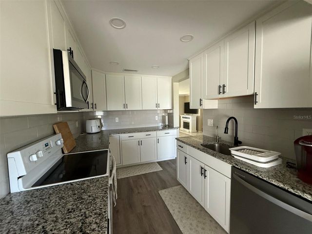 998 BASS COURT, Venice, FL 34293