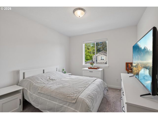 16865 Se MIST LAYER Loop, Happy Valley, OR 97086