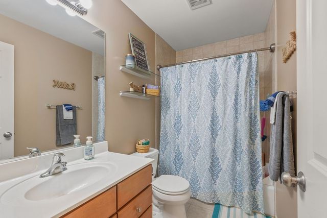 936 STONY CREEK Lane, Yorkville, IL 60560