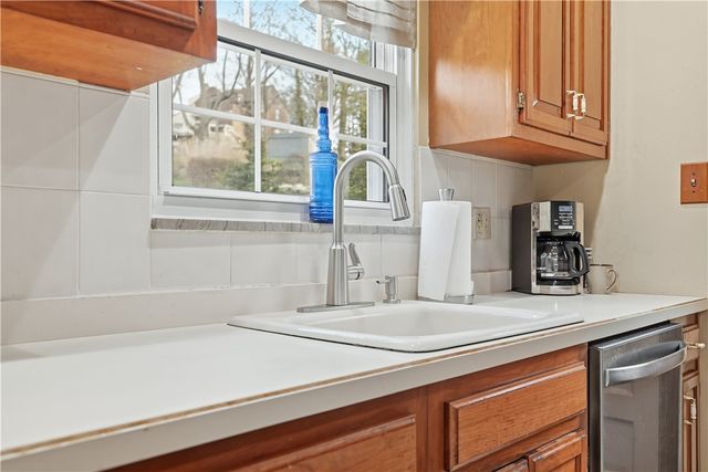 12 Hawthorne Road, Forest Hills Boro, PA 15221