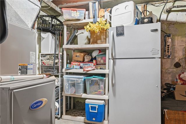 12 Hawthorne Road, Forest Hills Boro, PA 15221