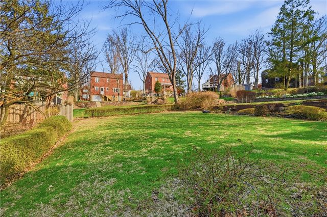 12 Hawthorne Road, Forest Hills Boro, PA 15221