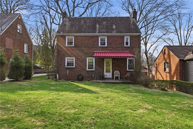 12 Hawthorne Road, Forest Hills Boro, PA 15221