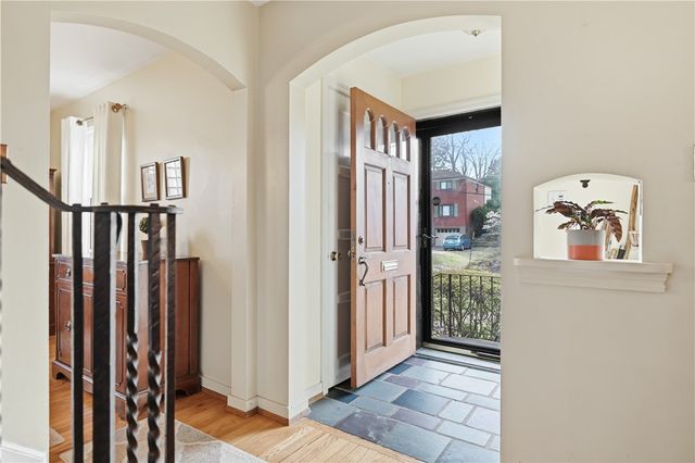 12 Hawthorne Road, Forest Hills Boro, PA 15221