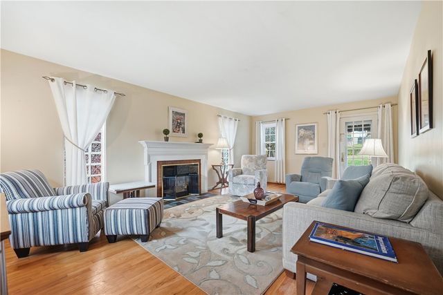 12 Hawthorne Road, Forest Hills Boro, PA 15221