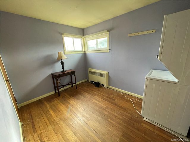 413 37th Street, Lindenhurst, NY 11757