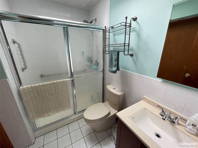 413 37th Street, Lindenhurst, NY 11757