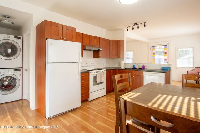 2262 Nys Rt 66, Ghent, NY 12075