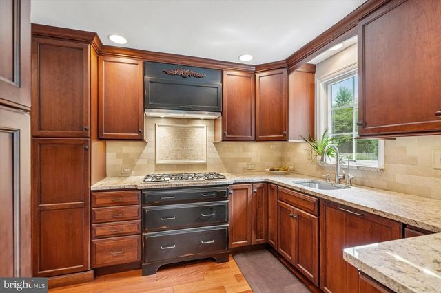 606 UPPER GULPH RD, Wayne, PA 19087