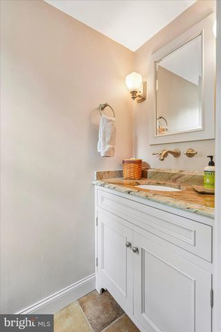 606 UPPER GULPH RD, Wayne, PA 19087