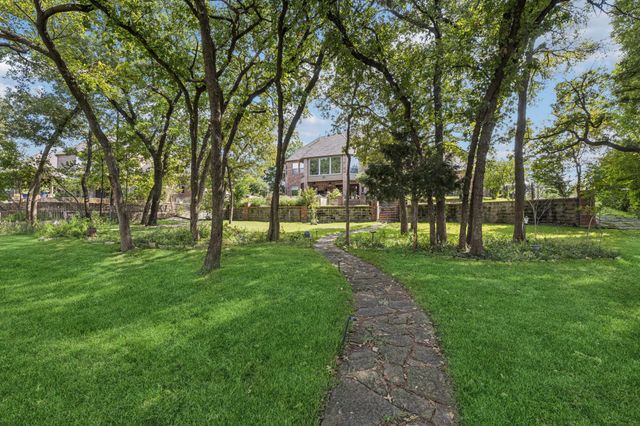 5808 Lakeside Drive, Fort Worth, TX 76179