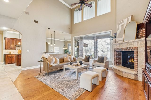 5808 Lakeside Drive, Fort Worth, TX 76179