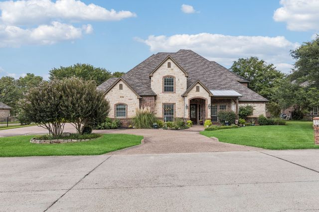 5808 Lakeside Drive, Fort Worth, TX 76179