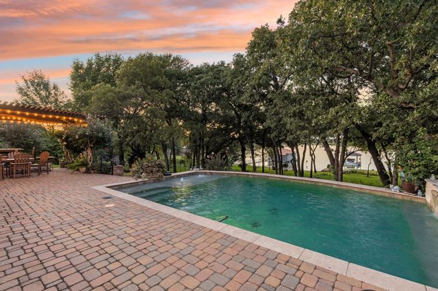 5808 Lakeside Drive, Fort Worth, TX 76179