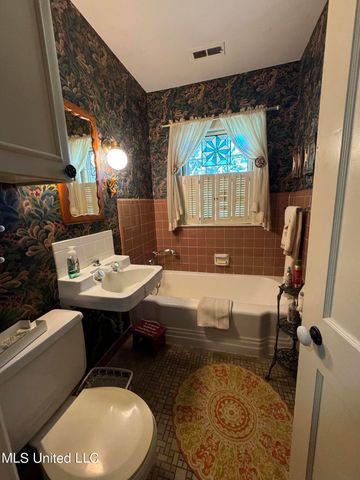 120 Ridgecrest Lane, Clarksdale, MS 38614