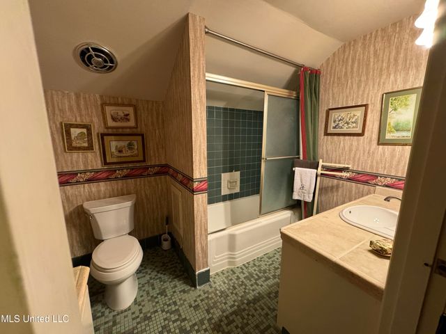 120 Ridgecrest Lane, Clarksdale, MS 38614