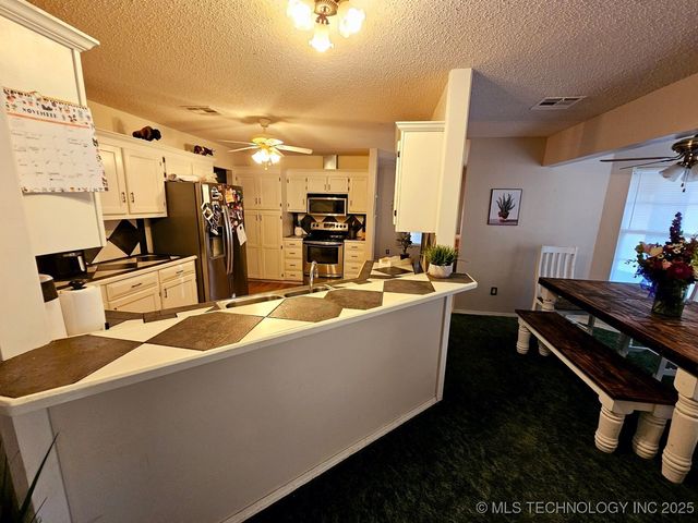 80 N 4160 Road, Antlers, OK 74523