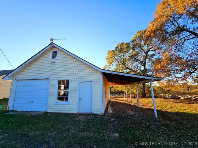 80 N 4160 Road, Antlers, OK 74523