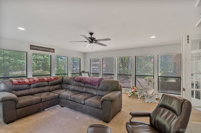 5220 Pineview Road, Elmore, AL 36025