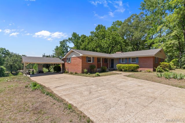 5220 Pineview Road, Elmore, AL 36025