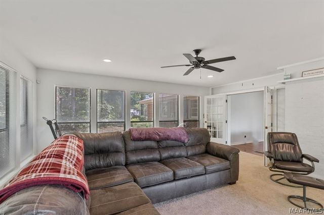 5220 Pineview Road, Elmore, AL 36025