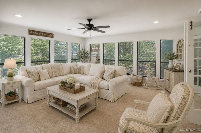 5220 Pineview Road, Elmore, AL 36025