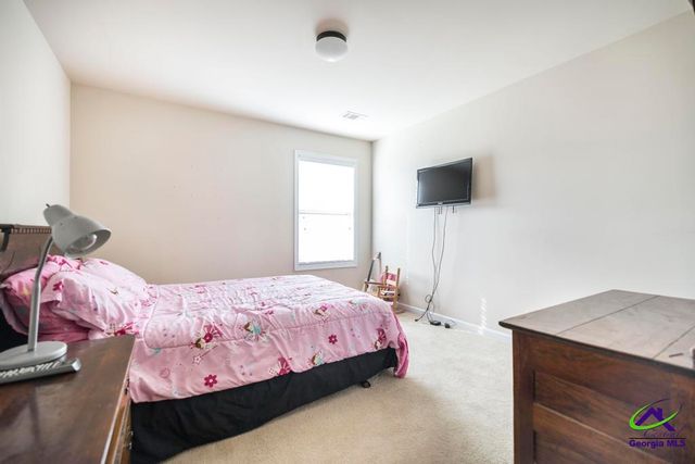 100 Meadows Walk Drive, Byron, GA 31008