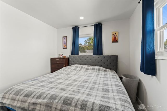 1630 Falke Drive, Dayton, OH 45432