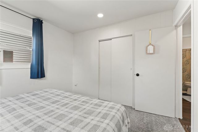 1630 Falke Drive, Dayton, OH 45432