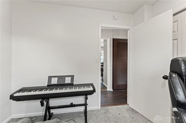 1630 Falke Drive, Dayton, OH 45432