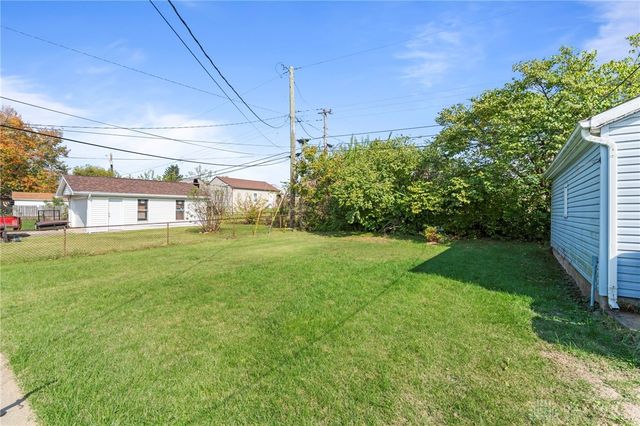 1630 Falke Drive, Dayton, OH 45432