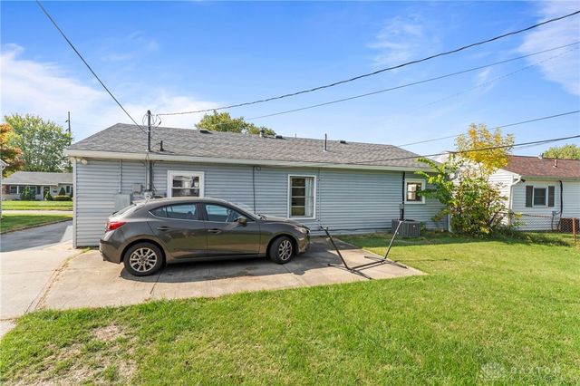 1630 Falke Drive, Dayton, OH 45432